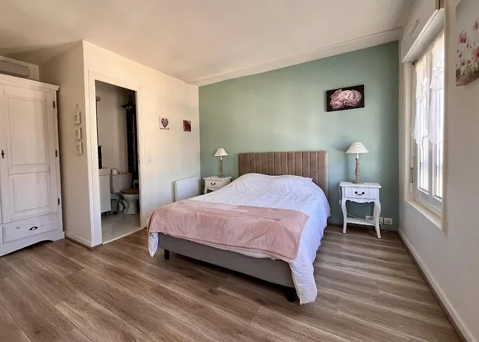 2 A Deux Pas De La Place Morny Ντοβίλ