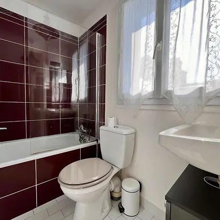 Appartement 2 à Deux Pas De La Place Morny Deauville